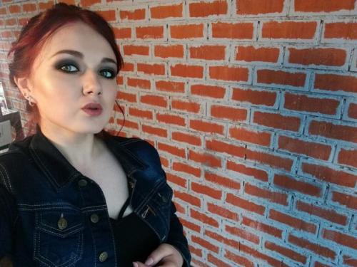 Девочки?  Модельки на отработку голливудского макияжа нужны? 03