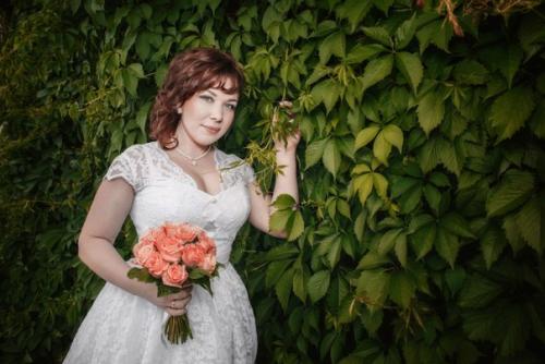 В детстве каждая маленькая девочка представляла себя принцессой в сказочном красивом наряде. 02