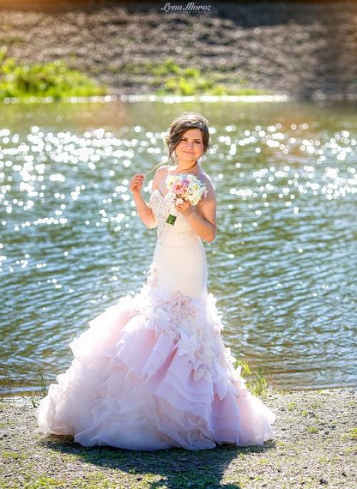 Вот уже больше месяца прошло, как я замужняя дама. 01 Вот уже больше месяца прошло, как я замужняя дама. 01