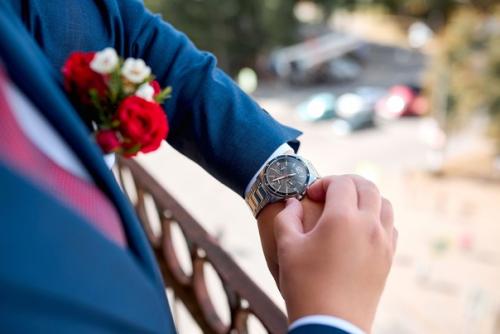 Да, сборы невесты - это очень важная часть для фотосессии свадебного дня. 04