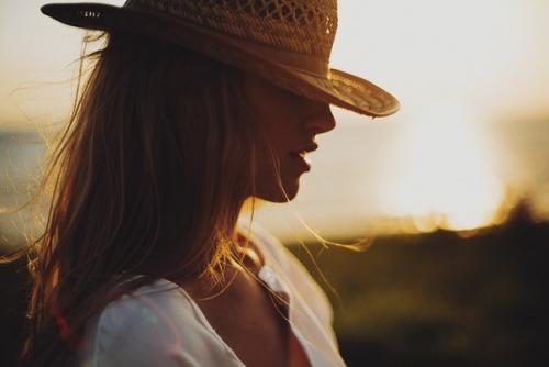 Девчонки, приходите фотографироваться. 04