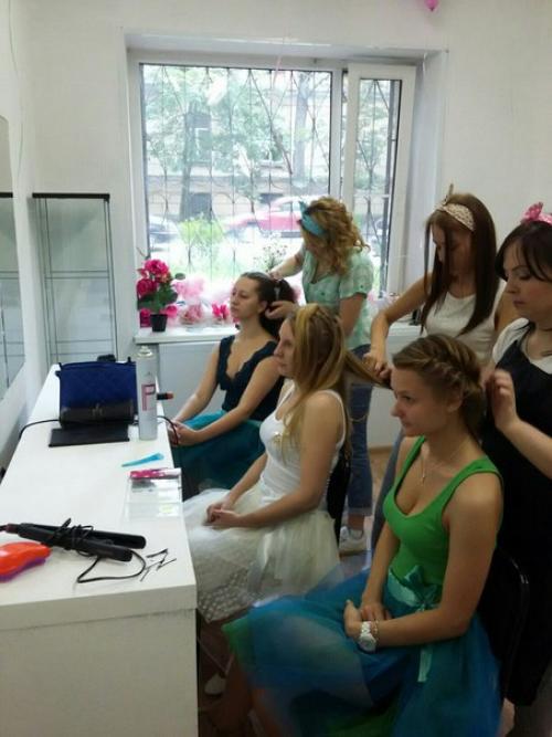 Дорогие наши клиентки мы предлагаем вам уникальную возможность провести свой день рождения. 01