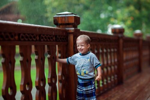 Погуляли сегодня под дождем, если не валюсь с ног и если вас можно показывать в портфолио, то стараюсь делать несколько кадров сразу после съемки. 03 Погуляли сегодня под дождем, если не валюсь с ног и если вас можно показывать в портфолио, то стараюсь делать несколько кадров сразу после съемки. 03