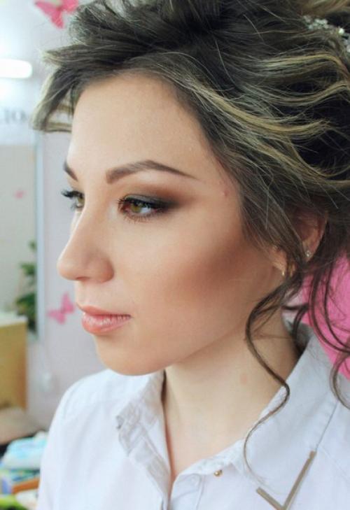 Для вас, милые девушки, услуги сертифицированного стилиста: 04