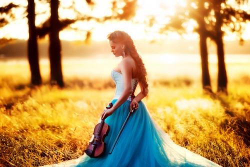 ? 10. Августа - сделай фото с зеркалом. 02 ? 10. Августа - сделай фото с зеркалом. 02