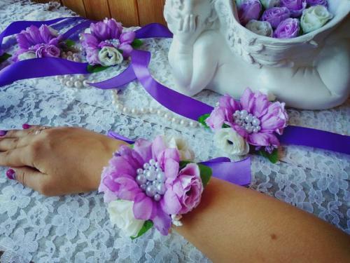 Добрый вечер, безусловно самой красивой на свадьбе должна быть невеста: белое платье, фата, причёска, макияж - все должно быть безупречно! 02