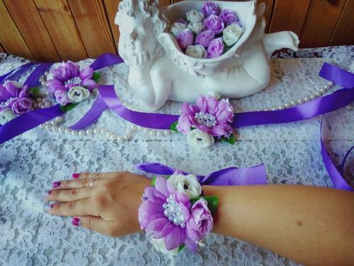 Добрый вечер, безусловно самой красивой на свадьбе должна быть невеста: белое платье, фата, причёска, макияж - все должно быть безупречно! 07