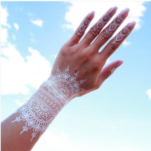 Самые смелые тренды уходящего лета. 01