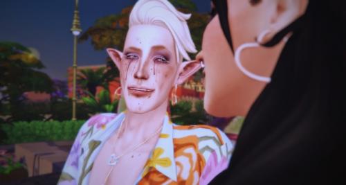 Кстати, про существование Симс 4 я не забыла. 03