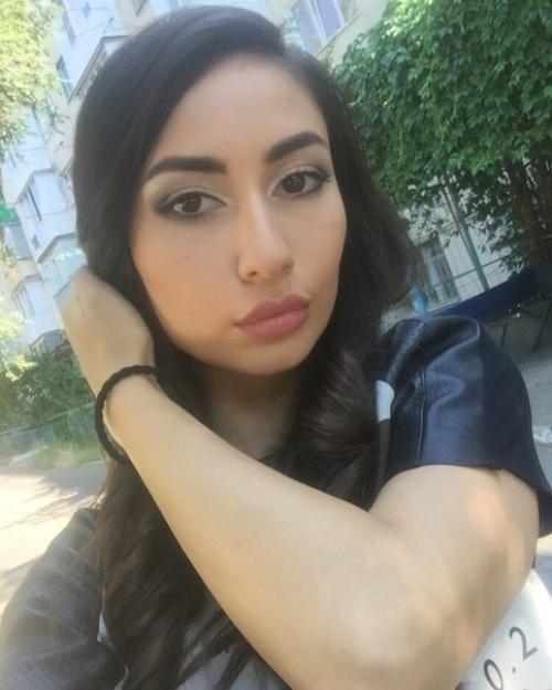 Моя самостоятельная работа - макияж и причёска для красавицы Карины. 07