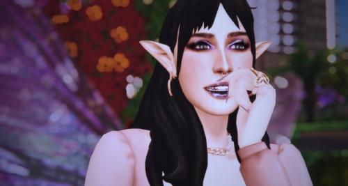 Кстати, про существование Симс 4 я не забыла. 07