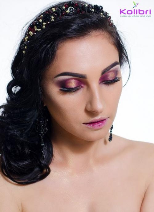 Начиная с завтрашнего дня в школу визажа и стиля нужны модели: 03 Начиная с завтрашнего дня в школу визажа и стиля нужны модели: 03