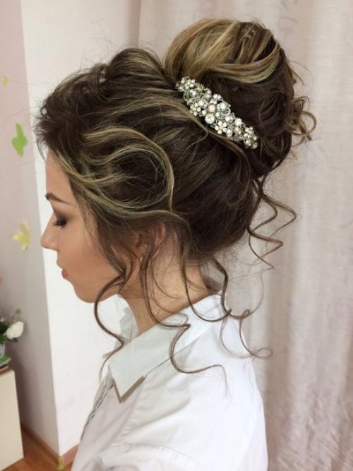 Для вас, милые девушки, услуги сертифицированного стилиста: 05