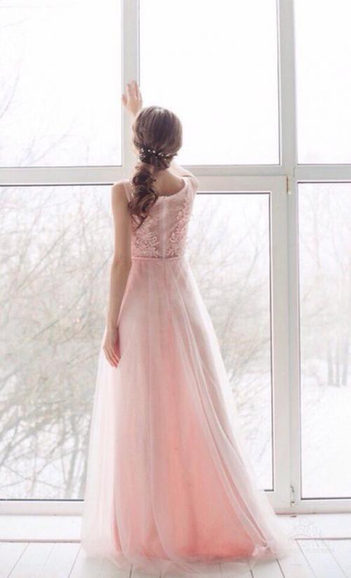 Odri?  Make - up. 05