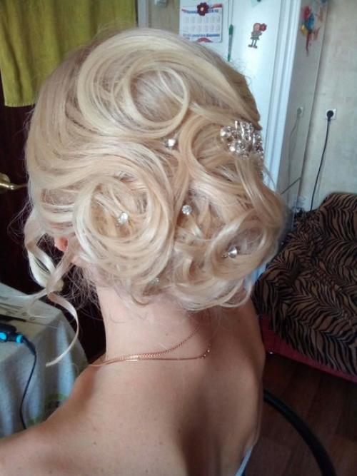 Ищите стилиста для создания свадебного или вечернего образа! 04