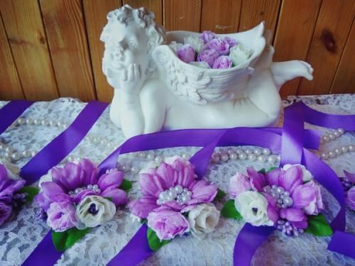 Добрый вечер, безусловно самой красивой на свадьбе должна быть невеста: белое платье, фата, причёска, макияж - все должно быть безупречно! 01