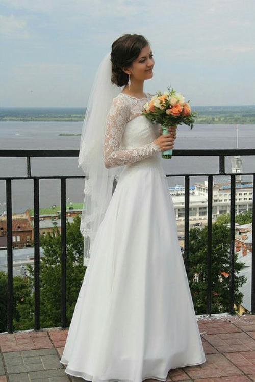 Услуги мастера по прическам и визажиста предлагаю. 03