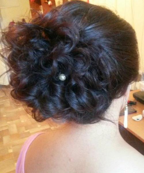 Требуются модели?  Дорогие девушки, теперь с понедельника по четверг стоимость макияжа и прически всего лишь 700 Р, ? 05