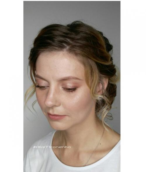 Девушки) бесплатно. Хочу пополнить портфолио красивым макияжем экспресс прическа. 03