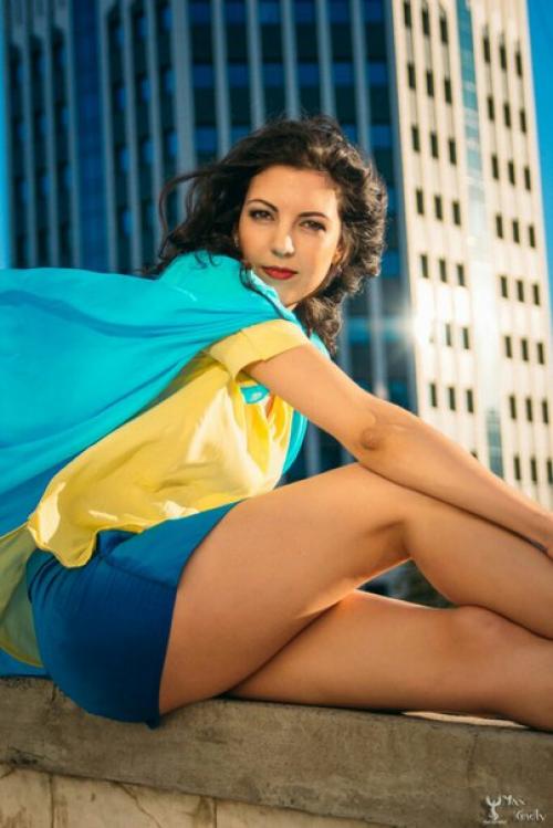 Модели на МАКИЯЖ и прически нужны? 01