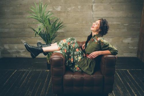 Учащиеся высших курсов моды, имиджа и стиля московской академии моды защитили дипломные проекты. 04