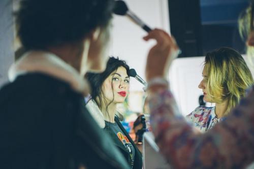 Учащиеся высших курсов моды, имиджа и стиля московской академии моды защитили дипломные проекты. 05