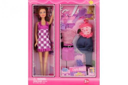 Кукла Lucy всегда выглядит безупречной, она тщательно следит за своей внешностью. 07