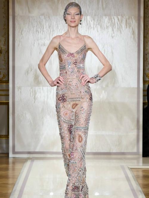 Обсудим выход Марго Робби на премьере фильма Большое Смелое Красивое Путешествие - и да, она снова смогла всех поразить. 01