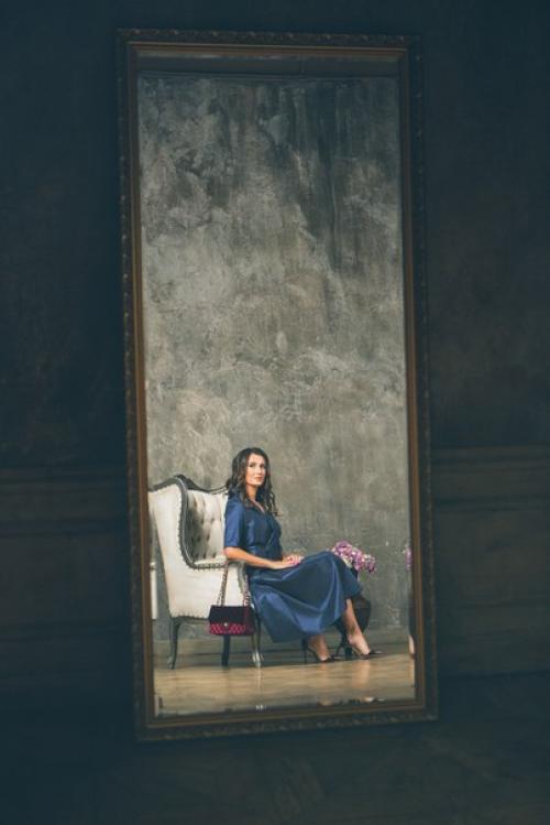 Учащиеся высших курсов моды, имиджа и стиля московской академии моды защитили дипломные проекты. 06