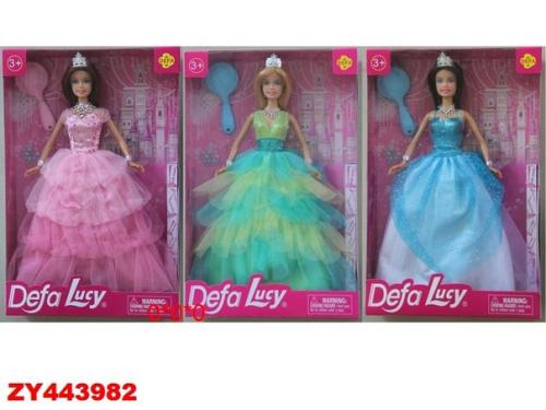 Кукла Lucy всегда выглядит безупречной, она тщательно следит за своей внешностью. 02