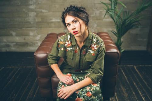 Учащиеся высших курсов моды, имиджа и стиля московской академии моды защитили дипломные проекты. 03