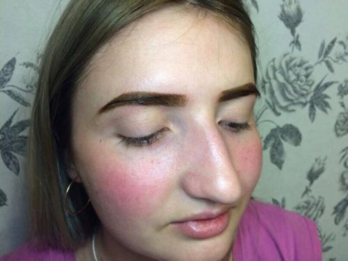 Дорогие девушки!  Ищу моделей на макияж локонами, макияж с причёской, а также на коррекцию бровей и окрашивание хной. 09