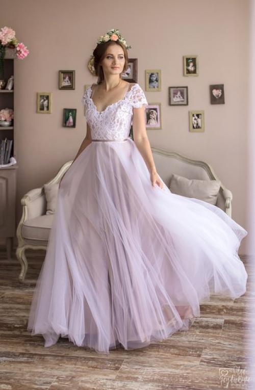 Модель!  Размер размер одежды 42-44.  17 сентября в студии. 04