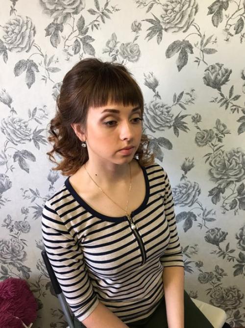 Дорогие девушки!  Ищу моделей на макияж локонами, макияж с причёской, а также на коррекцию бровей и окрашивание хной. 05