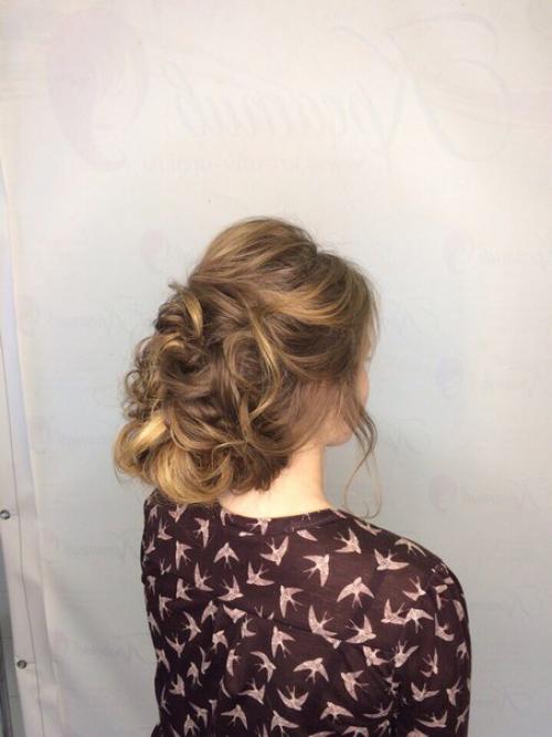 Дорогие девушки!  Ищу моделей на макияж локонами, макияж с причёской, а также на коррекцию бровей и окрашивание хной. 08