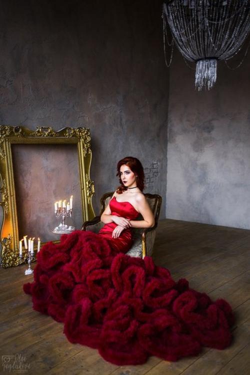 Модель!  Размер размер одежды 42-44.  17 сентября в студии. 03