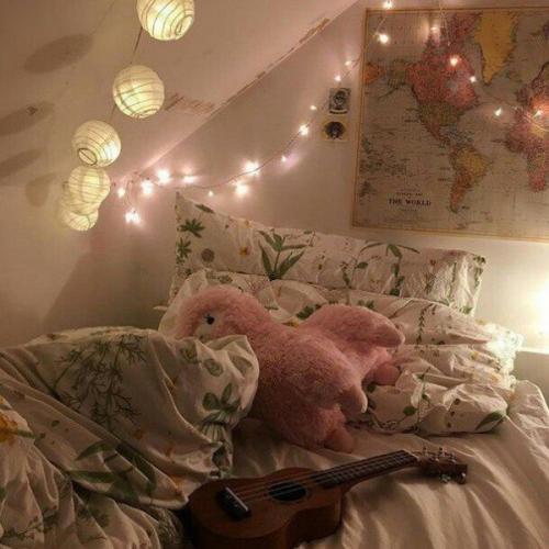 Чем заняться на ВЫХОДНЫХ? 01 Чем заняться на ВЫХОДНЫХ? 01