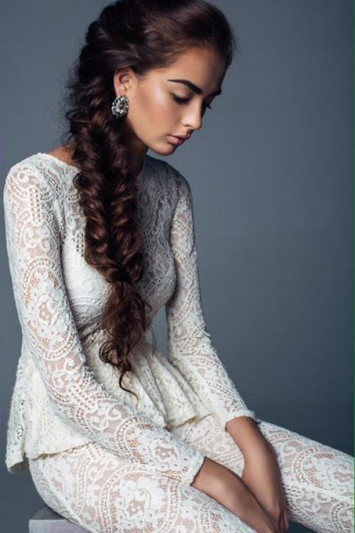 Милые девушки!  Меня зовут - Лидия, хочу предложить вам услуги стилиста - визажиста. 08