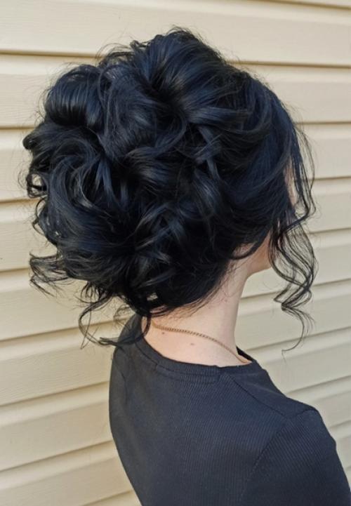 Пробные причеси. Нужно ли делать пробную прическу перед свадьбой или лучше не тратить время и деньги, а довериться мастеру в день свадьбы? 01