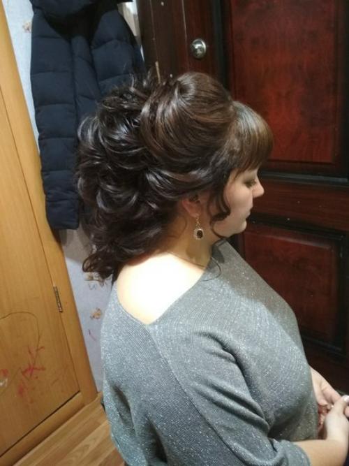 Милые девушки, приглашаю вас к себе на макияж и причёски прически 500 р, макияж 500 цены окончательные. 05