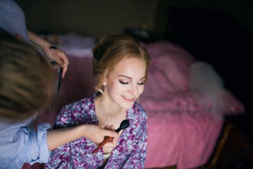 Рассказывайте красотки, кому в этом году предстоит самое важное событие? 01