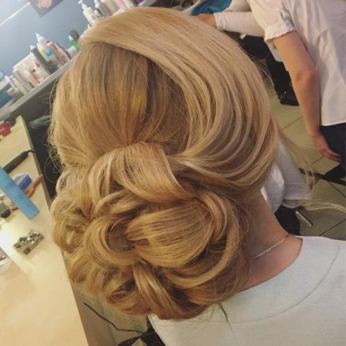 Красавицы, жду вас у себя за красивыми причёсками? 05