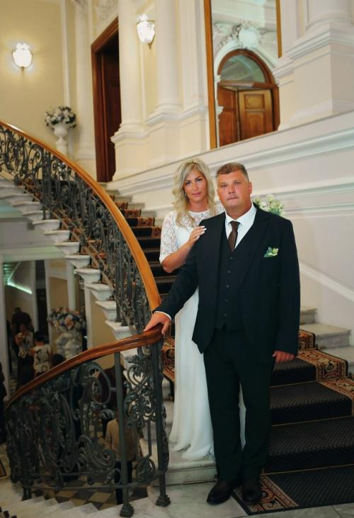 - Создание причёски и макияжа. 01