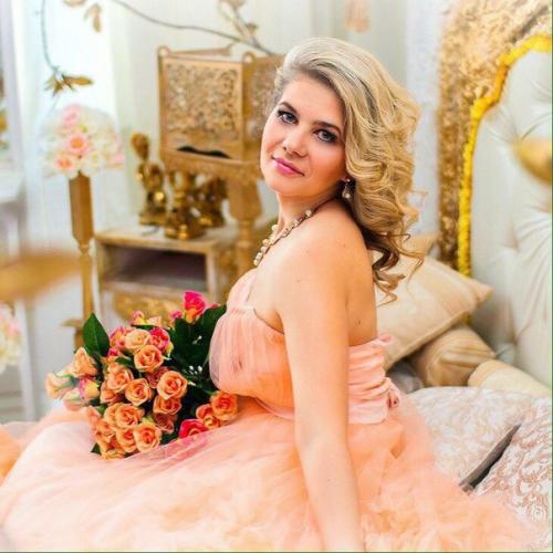 Милые девушки!  Срочно ищу моделей, на макияж, причёску, и на полный образ. 01