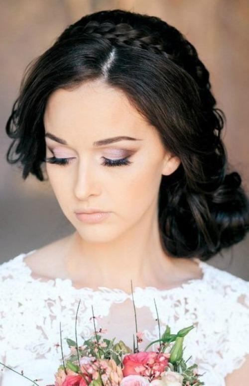 Всегда доступна услуга нашей студии Невеста услуги косметолога, прическа, свадебный макияж и свадебный маникюр, любой сложности. 03