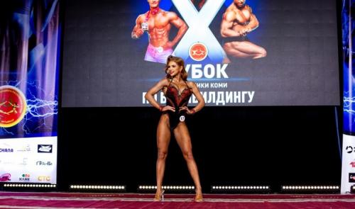 В чем разница между категориями фит - модель и фитнес - бикини? 03