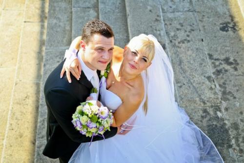 Дорогие невесты?  Запись на свадебный макияж и прическу заполняется? 04