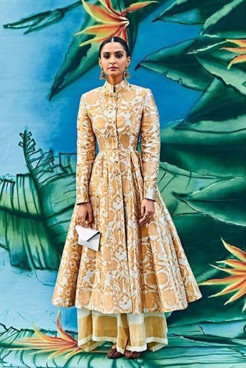 Образ сонам капур ахуджи для промоушена фильма Ek Ladki Ko Dekha Toh Aisa Laga: 03