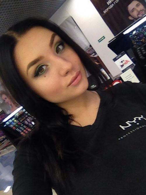 Девочки я дипломированный визажист - стилист! 01
