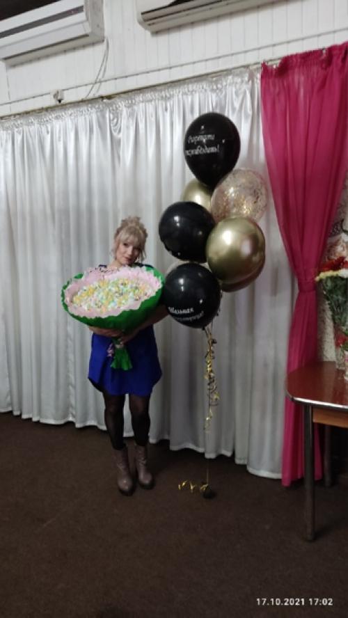 Олю на ее же день рождение собирала. 01